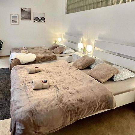 Apartment Lea - Old Town Bratislava Dış mekan fotoğraf