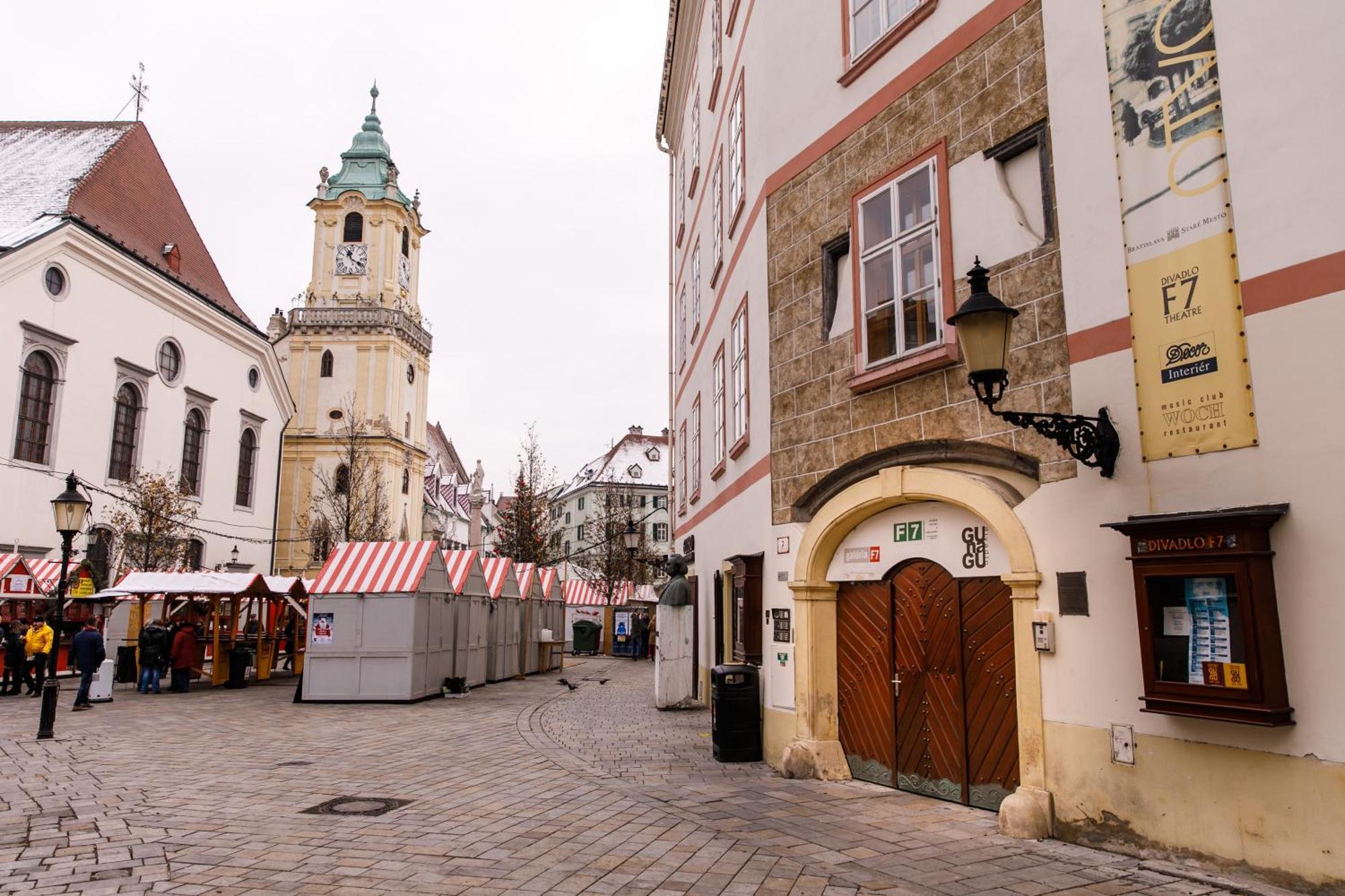 Apartment Lea - Old Town Bratislava Dış mekan fotoğraf